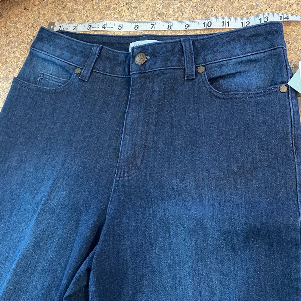 NWT Coldwater Creek Dark Wash Blue Jeans Size 4 (1 Pair Only) - Picture 4 of 13